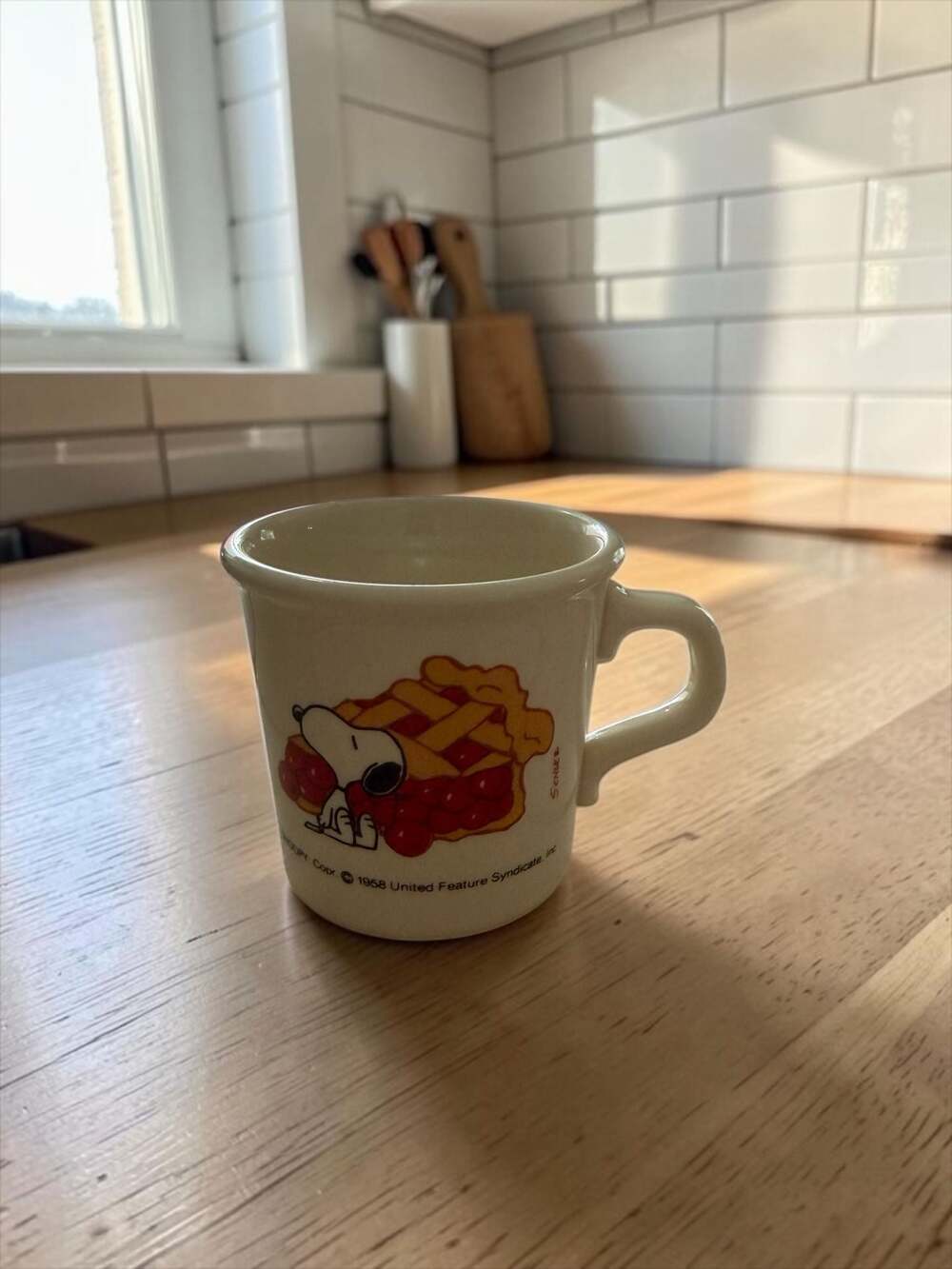 Vintage 1958 Charles Shulz Peanuts Taylor 8 Ounce Snoopy Cherry Pie Coffee Mug